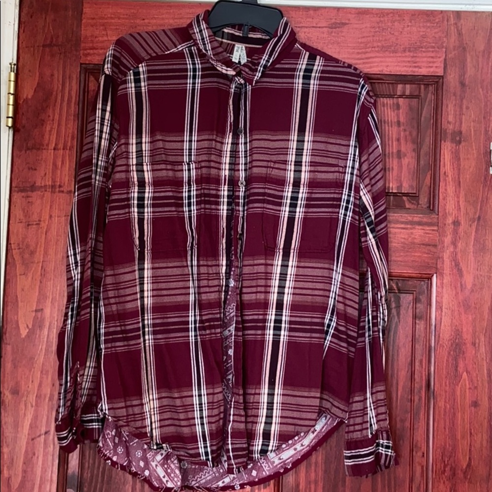 women’s shirt